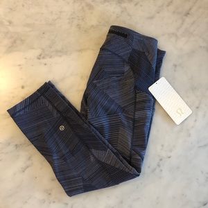 NWT lululemon speed up crop